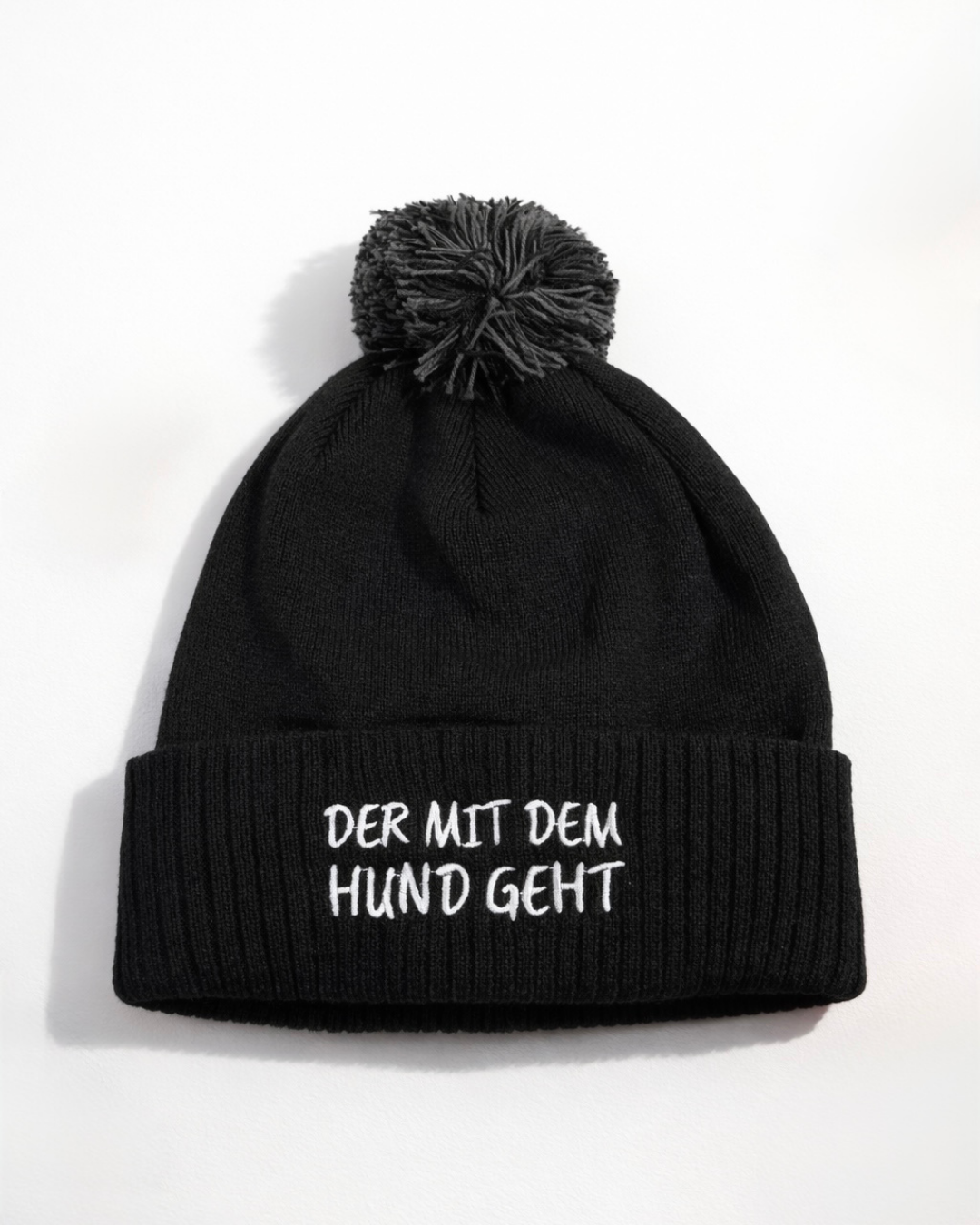 Bommelmütze „DER MIT DEM HUND GEHT“