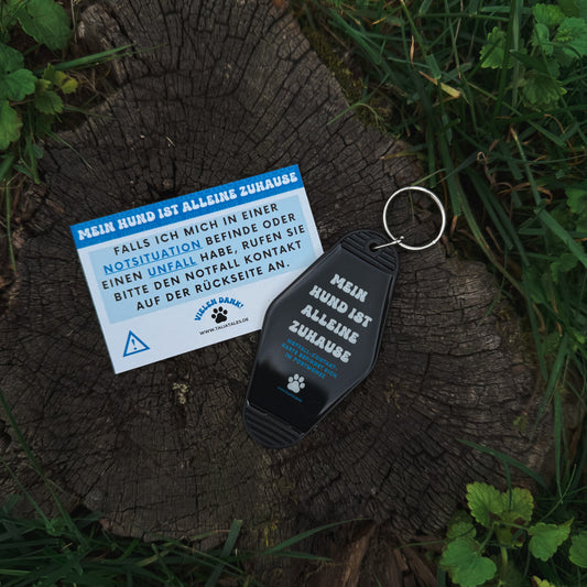 Schlüsselanhänger „Mein Hund ist alleine zuhause“ Black – inkl. Notfallkarte