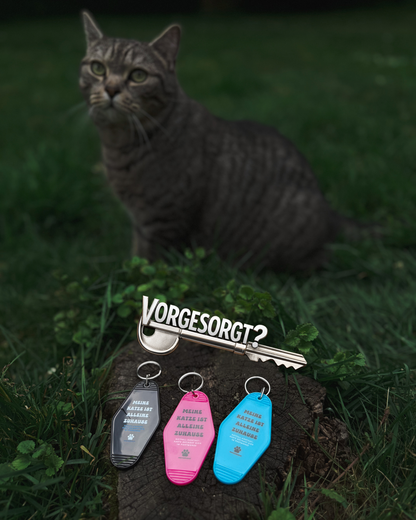 Schlüsselanhänger „Meine Katze ist alleine zuhause“ Pink – inkl. Notfallkarte