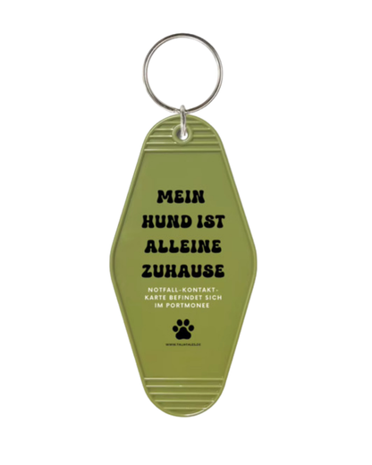Schlüsselanhänger „Mein Hund ist alleine zuhause“ Olivgrün – inkl. Notfallkarte
