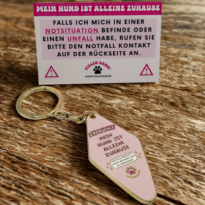 Schlüsselanhänger „Mein Hund ist alleine zuhause“ Gold – inkl. Notfallkarte